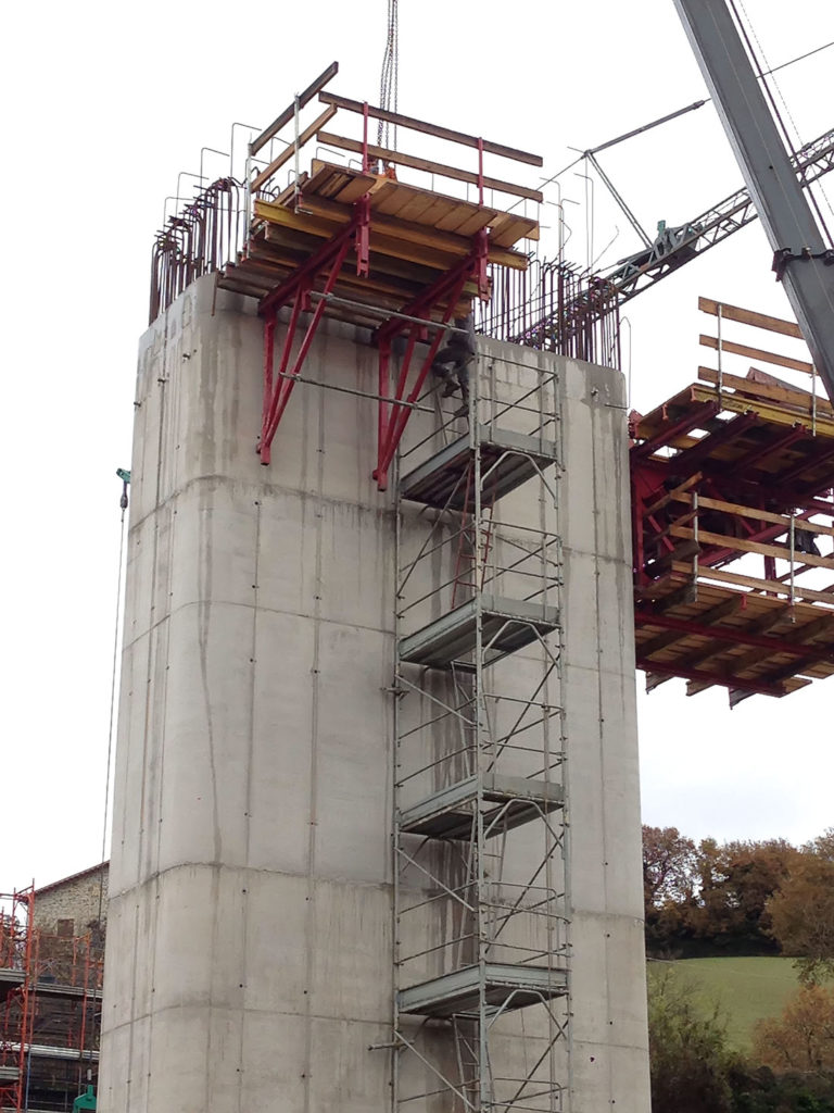 ca-nova-riqualificazione-spazi-materiali-pregio-strada-san-francesco-7