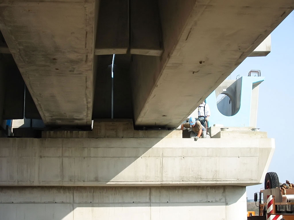 ca-nova-riqualificazione-spazi-materiali-pregio-strada-tav-18