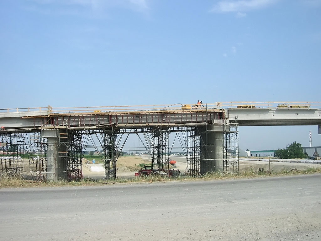 ca-nova-riqualificazione-spazi-materiali-pregio-strada-tav-29