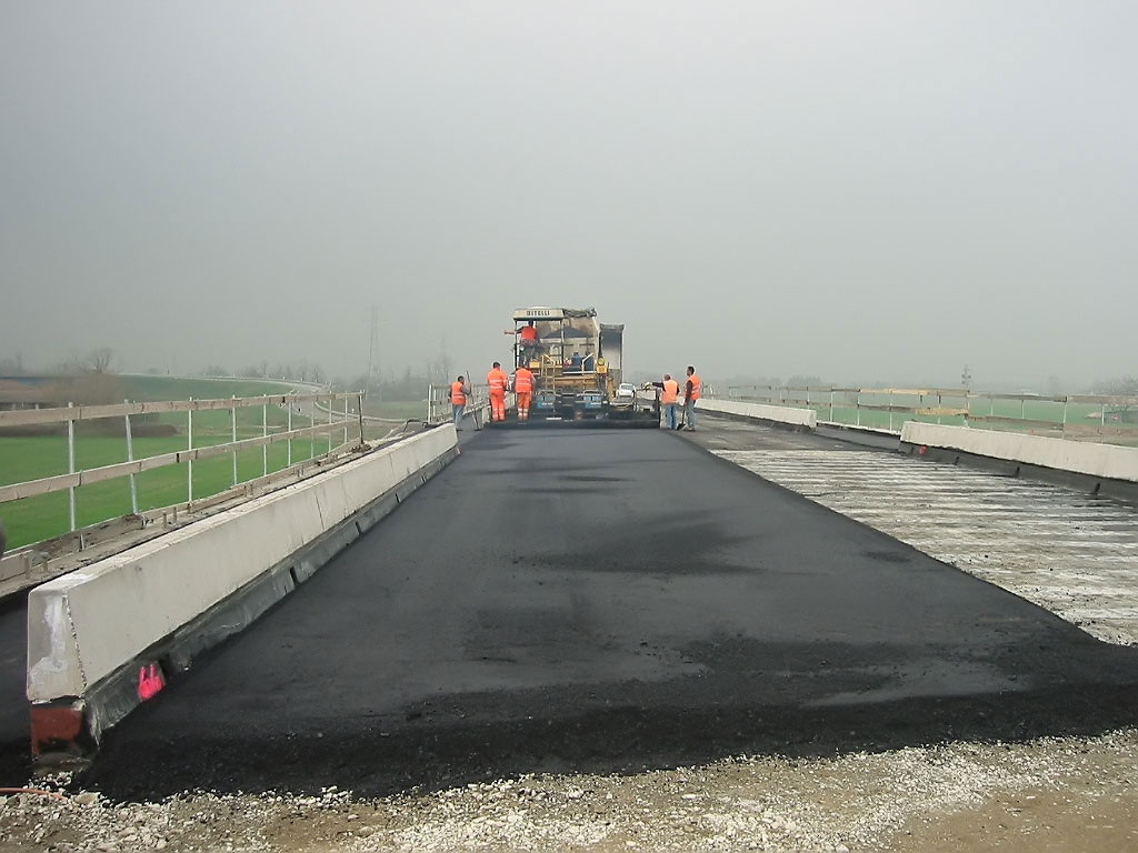 ca-nova-riqualificazione-spazi-materiali-pregio-strada-tav-32