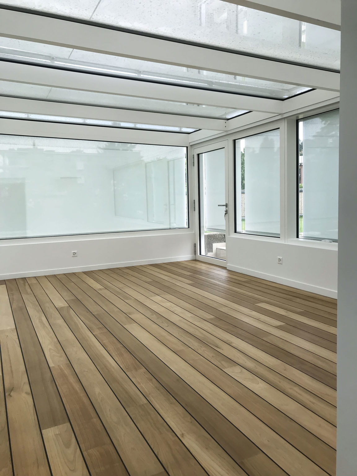 ca-nova-riqualificazione-spazi-materiali-pregio-vasca-attico-lugano-dopo-27