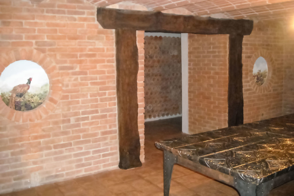 ca-nova-riqualificazione-spazi-materiali-pregio-vasca-villa-capitale-umano-fortunago-dopo-55